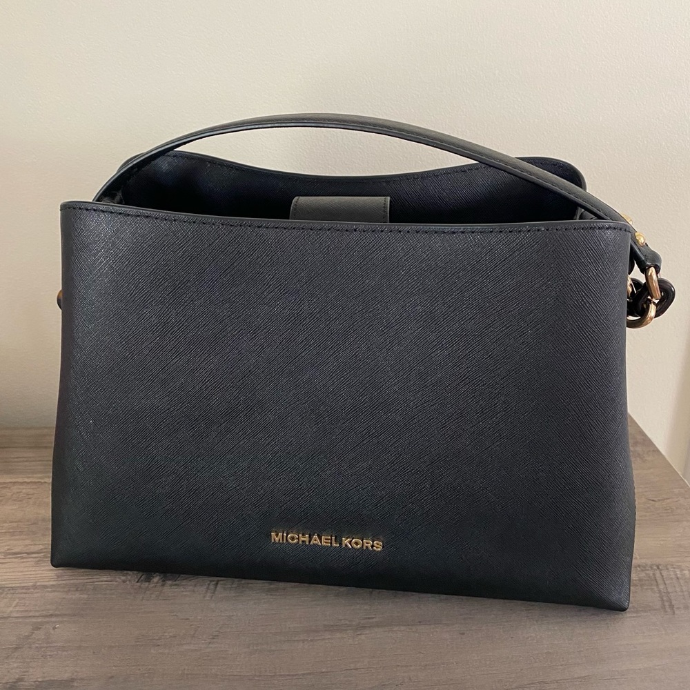 NWOT Michael Kors Black Crossbody Bag